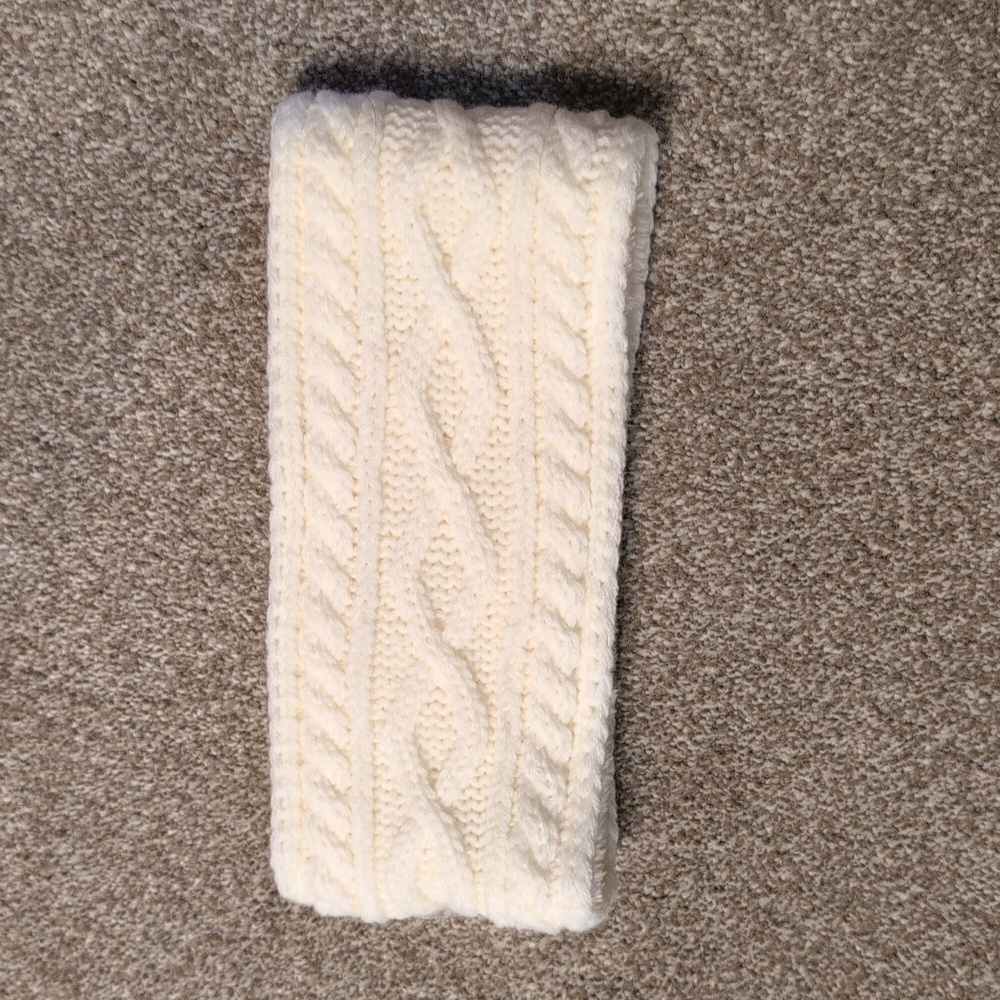 NWT Cozy Cream Knit Headband